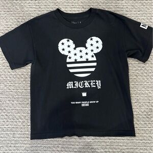 NEFF/DISNEY Boys Mickey T-shirt, EUC!